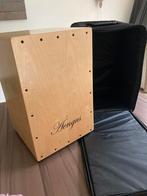 Áengus Cajon drumbox, zithoogte 46 cm, incl. gevoerde hoes, Muziek en Instrumenten, Percussie, Ophalen of Verzenden, Zo goed als nieuw