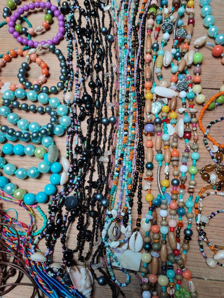 Partij Schelpen Sieraden - 50 Stuks, Sieraden, Tassen en Uiterlijk, Kettingen, Nieuw, Overige materialen, Overige kleuren, Met hanger