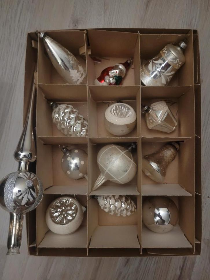 Setje ouderwetse kerstballen met piek, Diversen, Kerst, Gebruikt, Ophalen