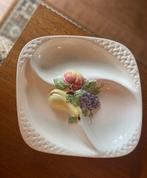 Vintage serveerschaal/fruitschasl vakjes Barbotine schaal, Ophalen of Verzenden