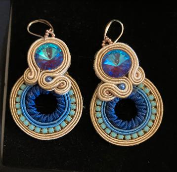 Oorbellen soutache, Swarovski beschikbaar voor biedingen