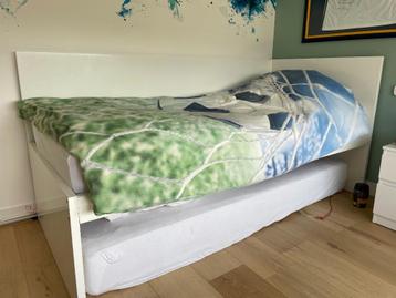 Eenpersoonsbed met matras van Ikea - afbeelding 1