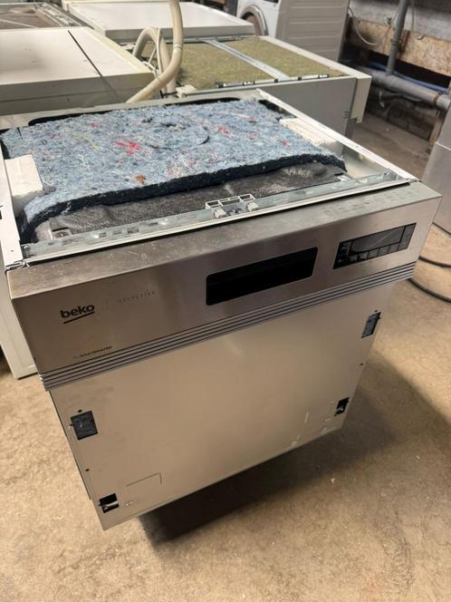 Beko Half Gein. Vaatwasser | Schoon | Garantie | Bezorging, Witgoed en Apparatuur, Vaatwasmachines, Zo goed als nieuw, Tussenbouw