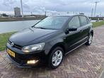 Volkswagen Polo 1.2 TSI AIRCO|CRUISE|CARPLAY|PDC|NW KETTING, Voorwielaandrijving, Euro 5, Gebruikt, Zwart