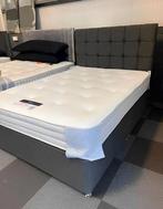 Elegante Bedframe met Knopen – Beschikbaar in Meerdere Maten, Verzenden, Nieuw