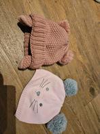 Leuke set van 2 mutsjes maat 74-80, Kinderen en Baby's, Babykleding | Mutsen, Sjaals en Wanten, Meisje, Ophalen of Verzenden, Zo goed als nieuw