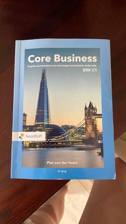P.J. van der Voort - Core Business, Boeken, Schoolboeken, Zo goed als nieuw, Engels, Overige niveaus, Ophalen of Verzenden
