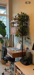 Bureau voor aan de muur met planken, Ophalen, Zo goed als nieuw