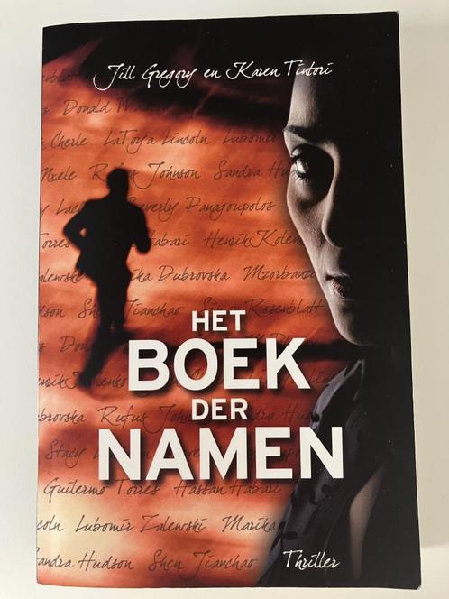 Boek: Het Boek der Namen van auteur J. Gregory en K. Tintori, Boeken, Thrillers, Zo goed als nieuw, Amerika, Ophalen of Verzenden