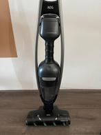 AEG QX9 Steelstofzuiger met ingebouwde kruimeldief, Ophalen, Gebruikt, Stofzuiger, Minder dan 1200 watt