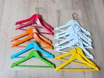 Kinderkledinghangers - Hout - Diverse Kleuren, Kleding | Dames, Kledinghangers, Ophalen of Verzenden, Gebruikt, Hout, Kinderen