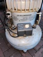 Jun-Air stille compressor - airbrush / precisiewerk, Doe-het-zelf en Verbouw, Compressors, Ophalen
