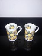 2 Engelse porseleinen mokken Lemon, Huis en Inrichting, Verzenden, Zo goed als nieuw, Overige stijlen, Kop(pen) en/of Schotel(s)