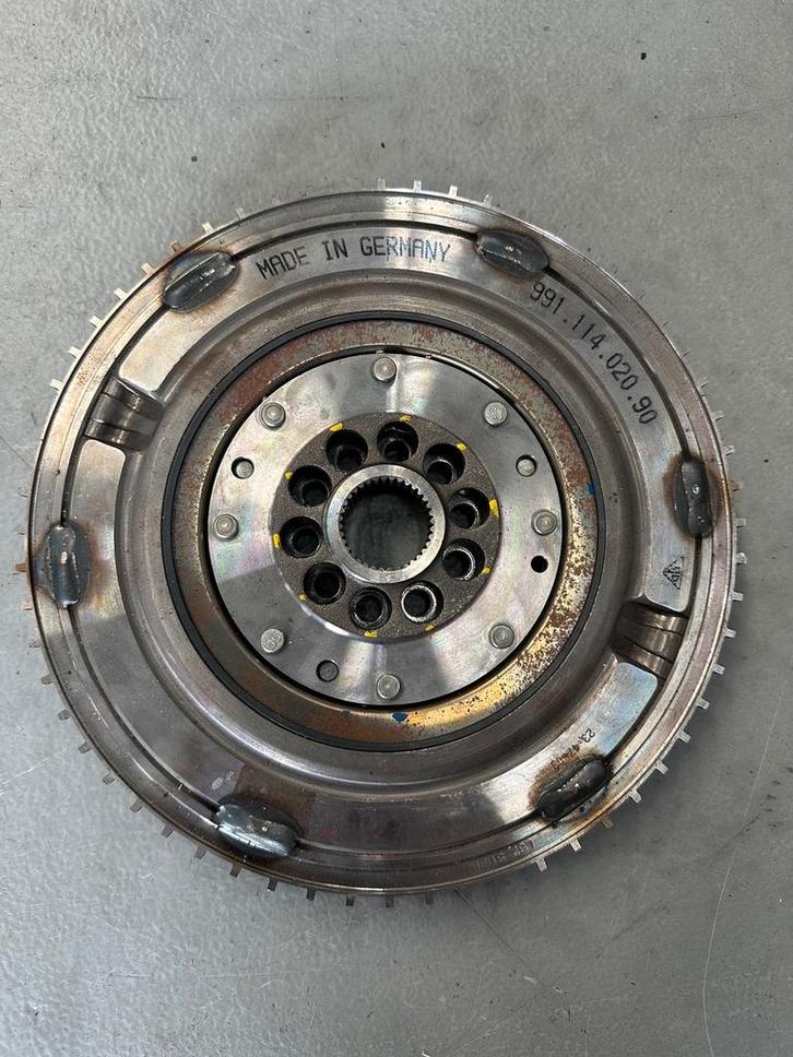 Dubbelmassa Vliegwiel Porsche 911 GT3 (991.1), Auto-onderdelen, Transmissie en Toebehoren, Porsche, Ophalen