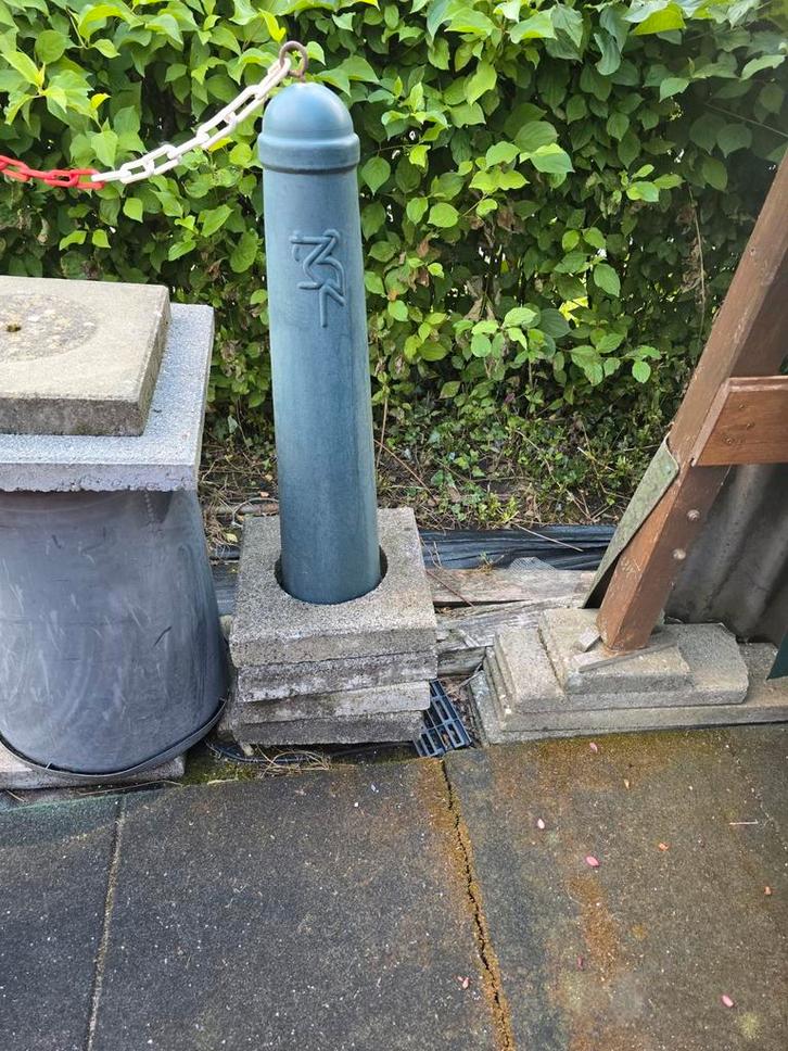4 originele prachtige korte Hagenaartjes, incl plaatstegels, Tuin en Terras, Overige Tuin en Terras, Zo goed als nieuw, Ophalen