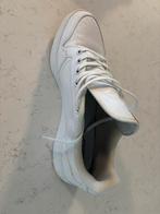 Adidas schoenen, maat 46 (valt kleiner), Ophalen, Zo goed als nieuw, Wit, Sneakers of Gympen