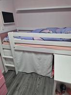 Halfhooglslaper Jip. Kinderbed. Met bureau, Kinderen en Baby's, Kinderkamer | Stapelbedden en Hoogslapers, Ophalen, Zo goed als nieuw