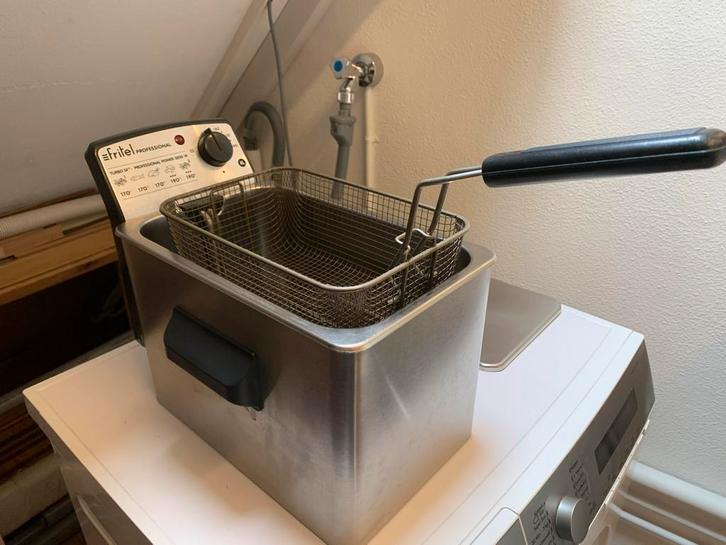 Fritel Friteuse - Zo goed als nieuw!, Witgoed en Apparatuur, Frituurpannen, Zo goed als nieuw, 4 liter of meer, Uitneembare binnenpan