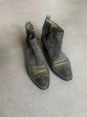 Alexander HOTTO suede enkellaarsjes beschikbaar voor biedingen