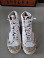 Nike blazers maat 40 (38,5), Nike, Gedragen, Ophalen of Verzenden, Wit