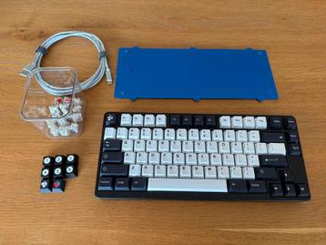 idobao ID80 custom keyboard / toetsenbord beschikbaar voor biedingen