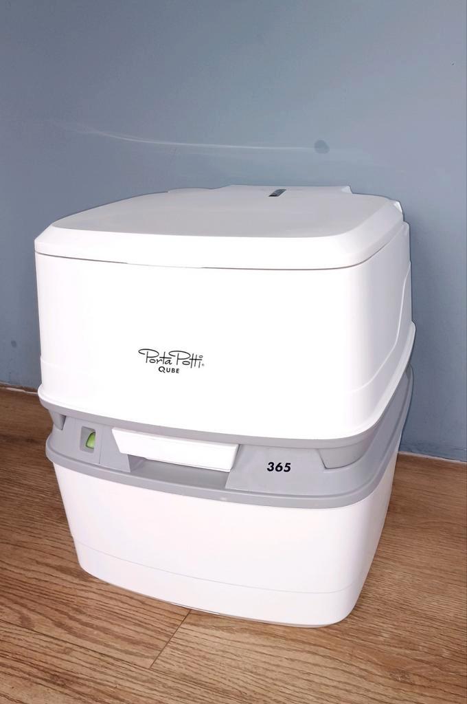 Thetford Qube 365 Porta Potti - Wit, Caravans en Kamperen, Kampeeraccessoires, Zo goed als nieuw, Ophalen of Verzenden
