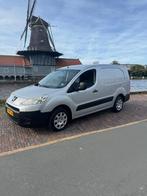 EEN EIGENAAR Partner 1.6 HDI 66KW 2011 APK 10-2026 KM 137264, Auto's, Stof, Zwart, 4 cilinders, 1404 kg