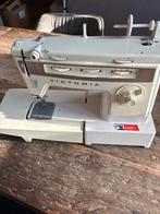 Victoria Naaimachine - Werkt Prima!, Antiek en Kunst, Antiek | Naaimachines, Ophalen