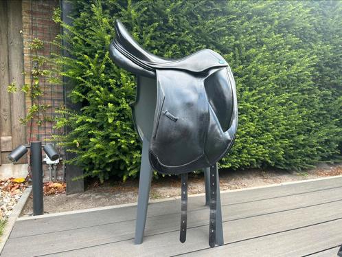 Dressuurzadel Prestige Monza, Dieren en Toebehoren, Paarden en Pony's | Zadels, Zo goed als nieuw, Dressuur, Ophalen of Verzenden