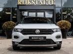 Volkswagen T-Roc 1.5 TSI R-Line|PANO|19''|ACC|NAV|CARPLAY, Electronic Stability Program (ESP), Stof, 4 cilinders, 150 pk