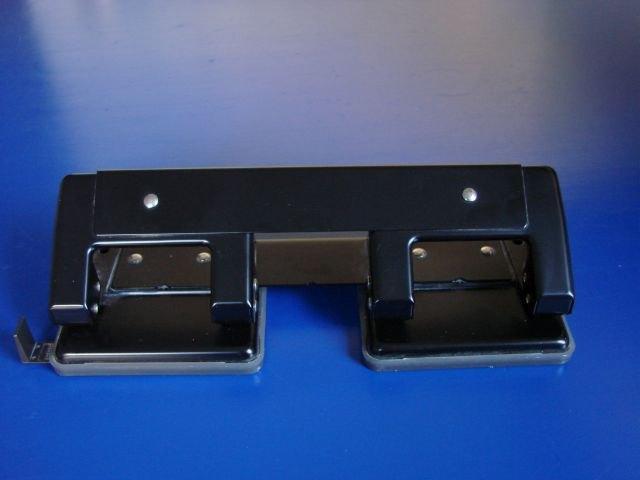 eenvoudige merkloze 4-gaats perforator, Diversen, Bureau-accessoires, Nieuw, Ophalen of Verzenden