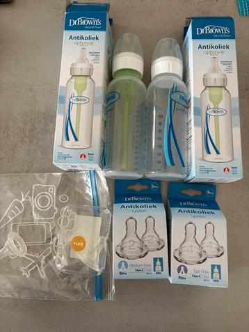 2 Nieuwe Dr. Brown's Flessen + Spenen beschikbaar voor biedingen