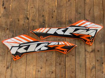 Originele zijkappen KTM 690 Adventure  beschikbaar voor biedingen