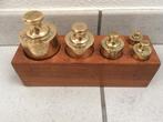 Messing gewichten in houten standaard !!!, Antiek en Kunst, Antiek | Gereedschap en Instrumenten, Ophalen of Verzenden