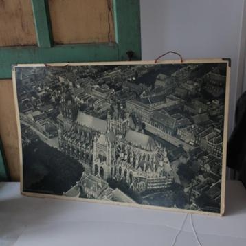 Schoolplaat 's Hertogenbosch Sint Jan 93 x 62 Den Bosch beschikbaar voor biedingen