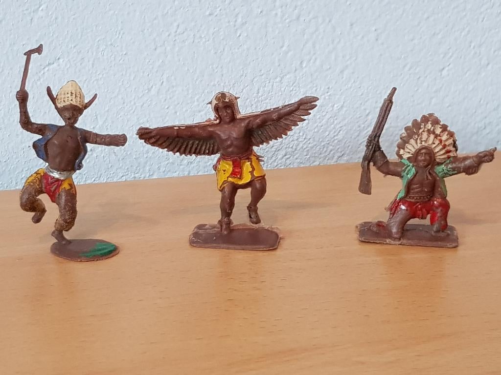 VINTAGE FIGUREN/SOLDATEN/BOERDERIJFIGUREN /COW BOY /INDIANEN, Verzenden