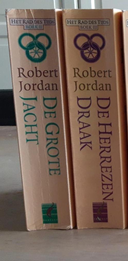 Fantasy - Robert Jordan - Rad des Tijds, Boeken, Fantasy, Gelezen, Ophalen of Verzenden