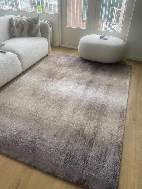 Vloerkleed Made 170/ 240, Huis en Inrichting, Stoffering | Tapijten en Kleden, Zo goed als nieuw, 150 tot 200 cm, 200 cm of meer