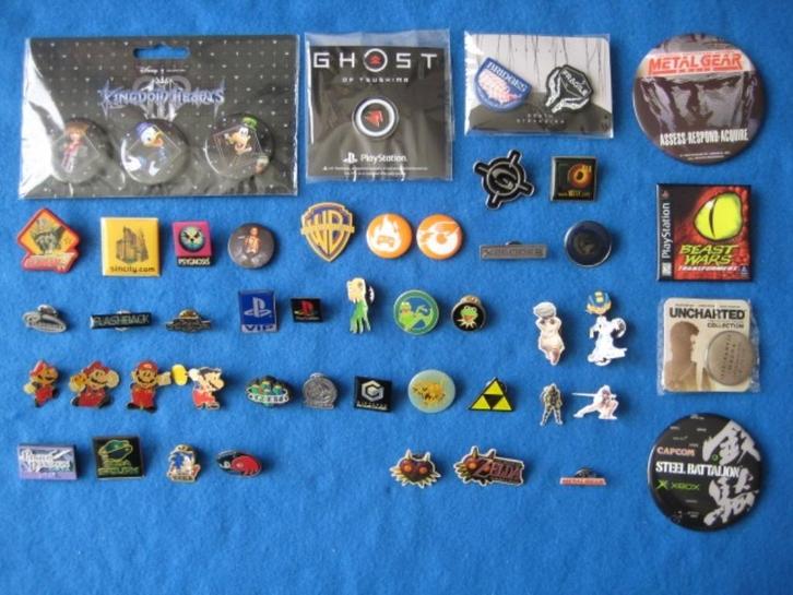 Game Pin Speld Button Nintendo Playstation Xbox, Verzamelen, Speldjes, Pins en Buttons, Ophalen of Verzenden