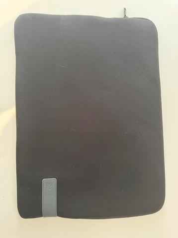 Laptophoes 16 inch Case logic beschikbaar voor biedingen