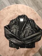 Black leather jacket Bershka, Kleding | Dames, Jasjes, Kostuums en Pakken, Ophalen of Verzenden, Zo goed als nieuw, Maat 36 (S)