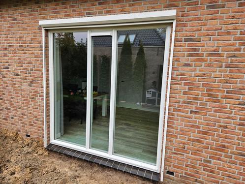 Prachtig kozijn met HR++ glas (2024) ZSM OPHALEN, Doe-het-zelf en Verbouw, Kozijnen en Schuifpuien, Zo goed als nieuw, Raamkozijn