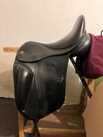 Kent & Masters Dressuurzadel 17 inch, Dieren en Toebehoren, Paarden en Pony's | Zadels, Ophalen of Verzenden, Dressuur