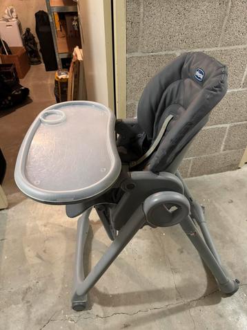 Meegroeistoel van merk chico beschikbaar voor biedingen