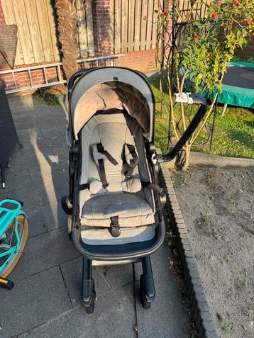 Joolz day 3 kinderwagen beschikbaar voor biedingen