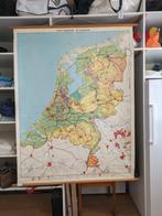 Te koop :  Eerste Wandkaart van Nederland, Geschiedenis, Ophalen