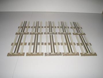 10 LEGO 12 volt Rails Recht GRIJS in zeer goede staat!! beschikbaar voor biedingen