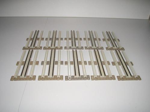 10 LEGO 12 volt Rails Recht GRIJS in zeer goede staat!!, Kinderen en Baby's, Speelgoed | Duplo en Lego, Gebruikt, Lego, Complete set