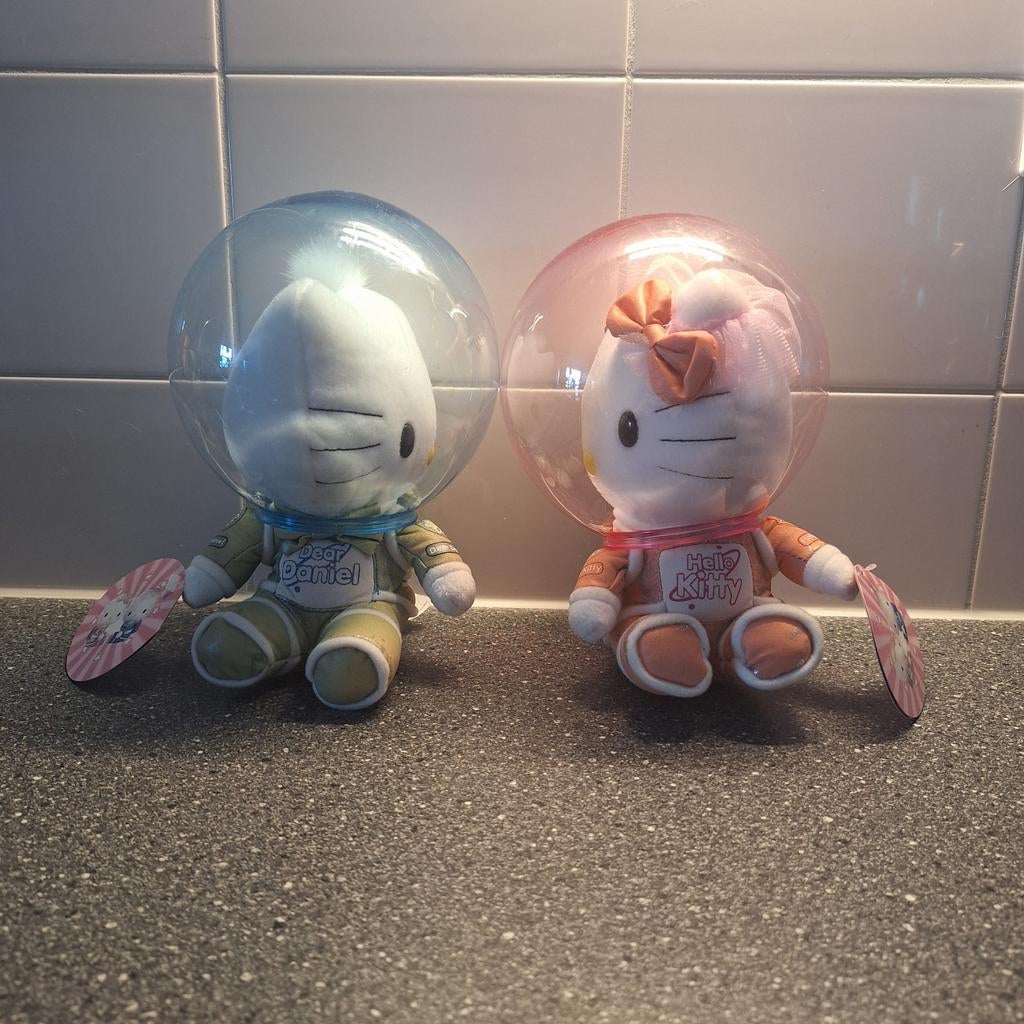 Hello Kitty Sanrio Vintage Space Millennium Knuffels, Verzamelen, Ophalen of Verzenden, Zo goed als nieuw