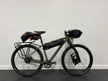 Santos 4.29 Heren Earth Grey L 2026 beschikbaar voor biedingen